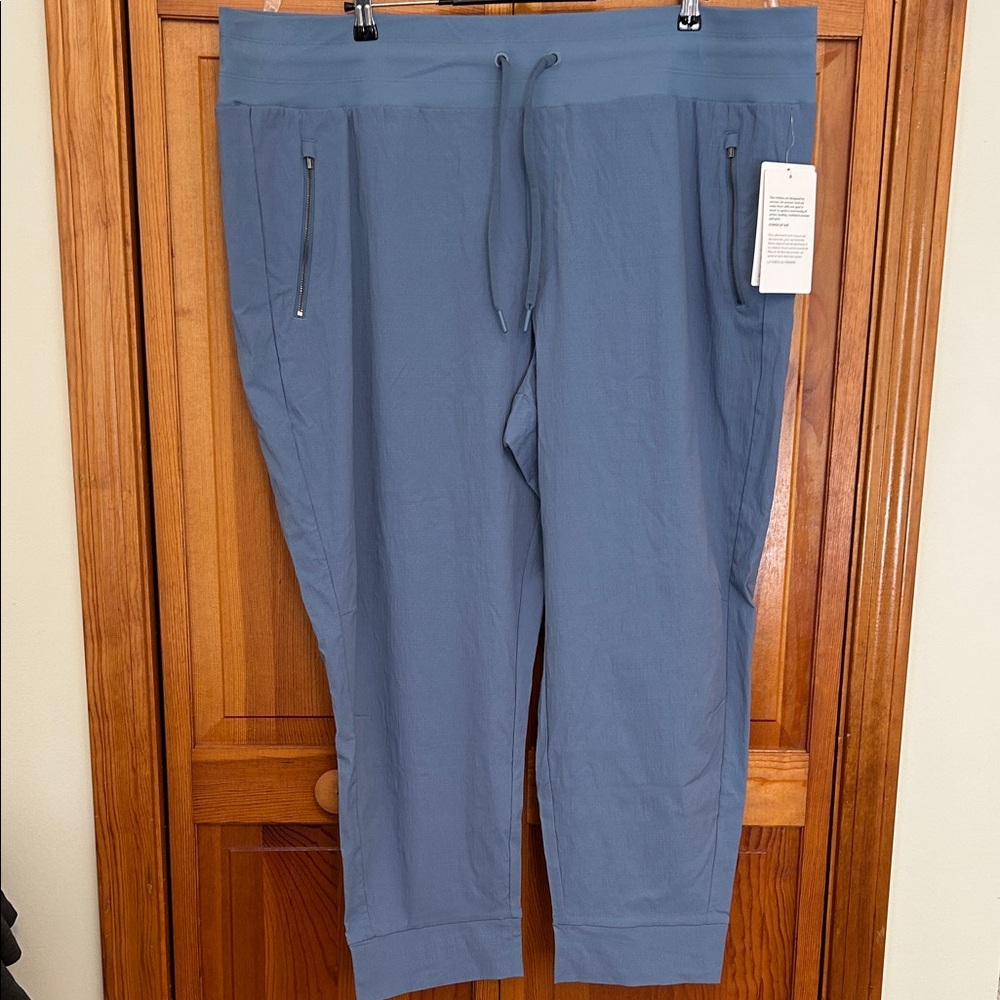 Athleta Trekkie North Jogger Plus Size 24 NWT Blue Lightweight Stretch Travel